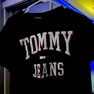 Tommy Hilfiger shirt, medium